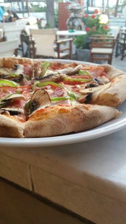 Linguine Pizzeria Grill Spaghetteria