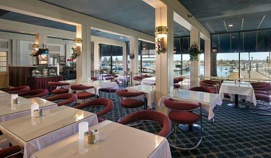 Golden Sails Restaurant