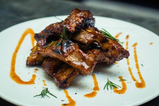 Le Scenia Meatshop & Bistro