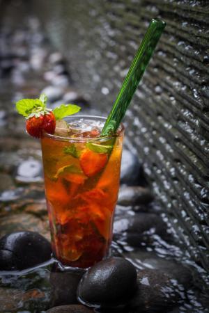 Red & White Cafe Bali