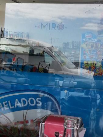 Miró & Friends