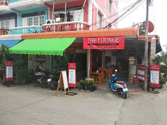 The Lounge. Cafe