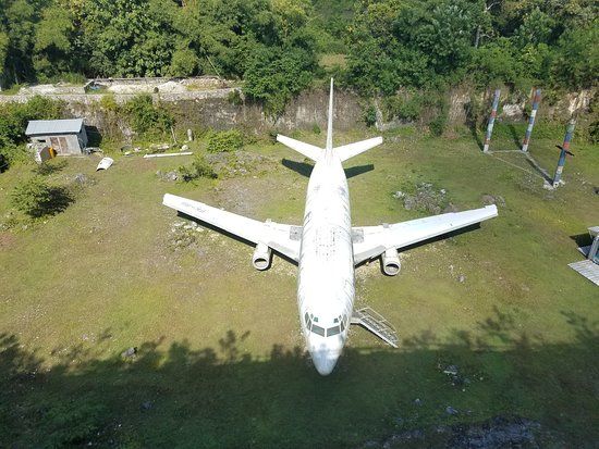 Abandoned aircraft