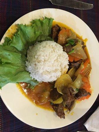 Nha Hang Sac Mau