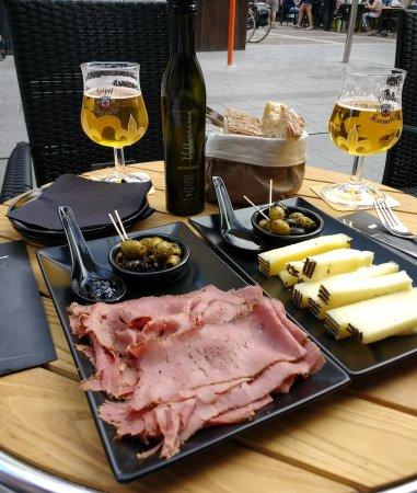 C^ote Gastrobar