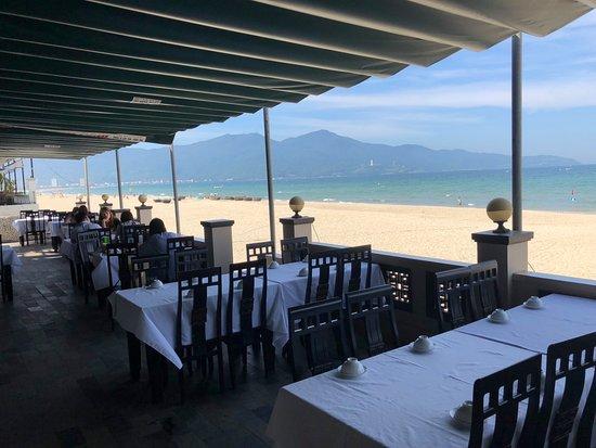 Blue Whale Restaurant & Bar