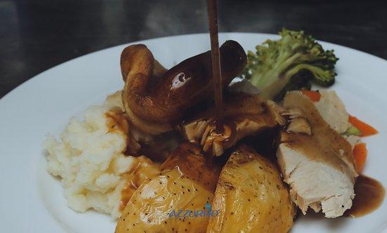 Azzurro Restaurant & Cafe