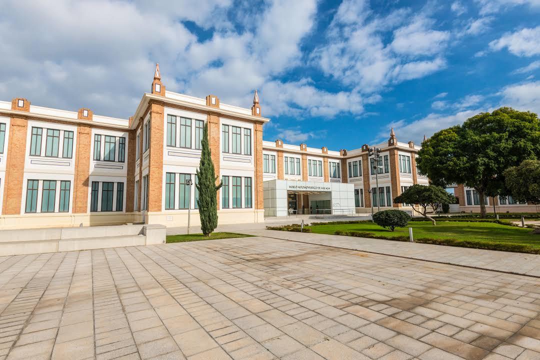 Automobil- und Modemuseum