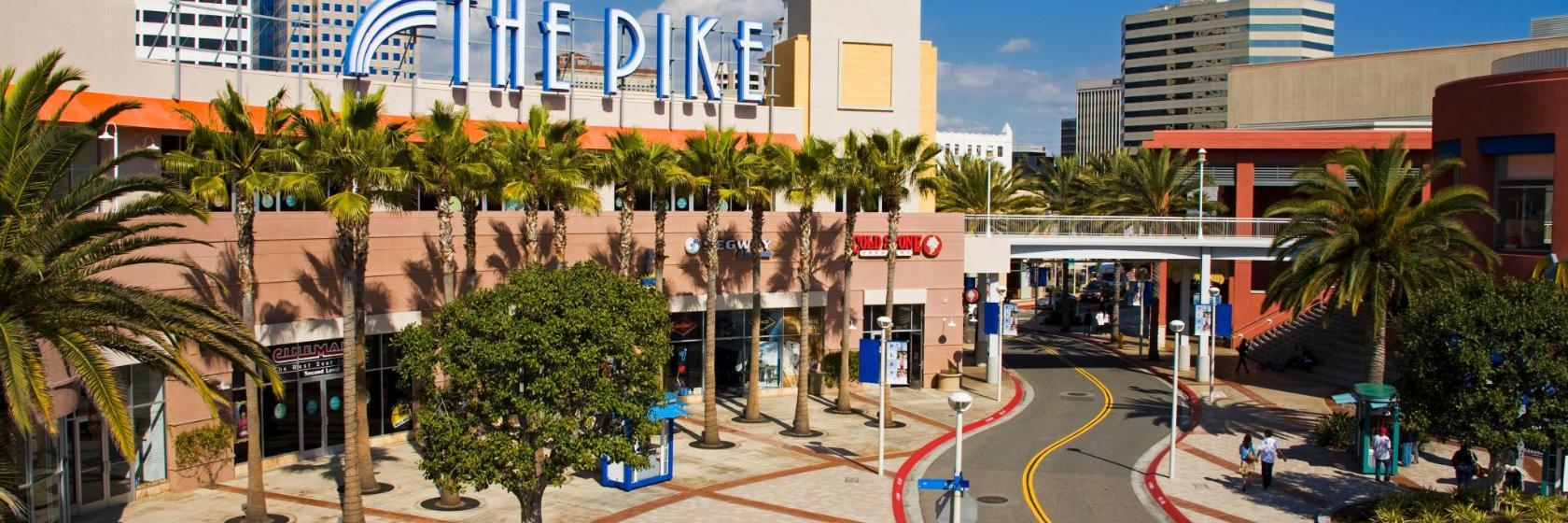 THE PIKE am Rainbow Harbor