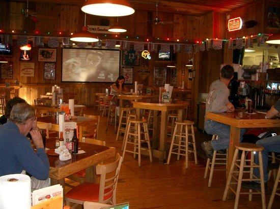 Hooters