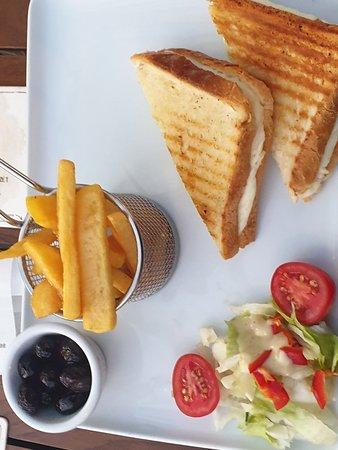 Cafe Anne
