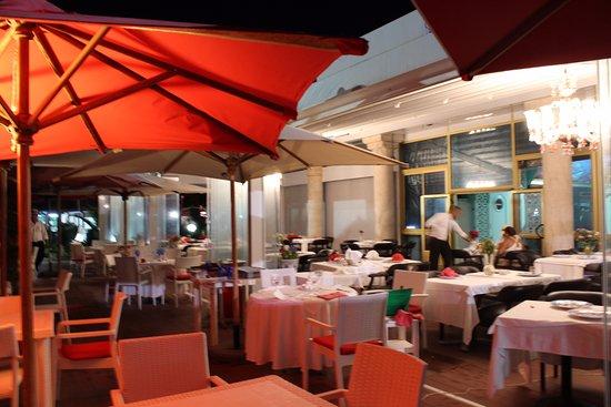 Restaurant Monaco Bay