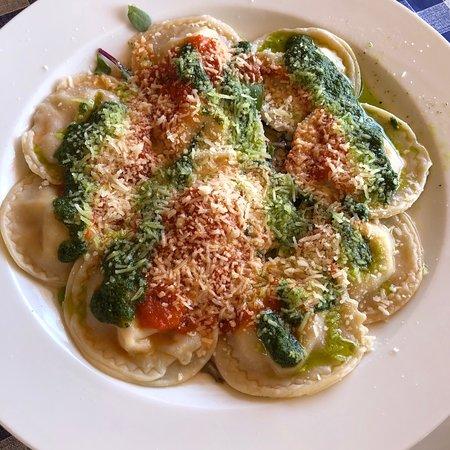 Nostos Tavern Kebab & Grill