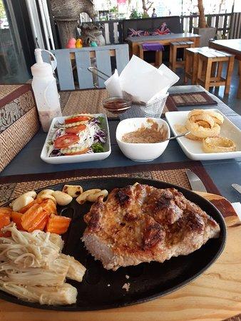 Smokey Joes Bar & Grill
