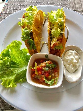 Lynns Mexican Cafe