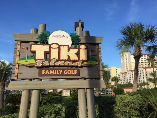 Tiki Island Family Golf