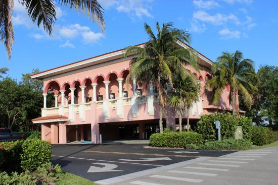 Fort Myers Beach Theater