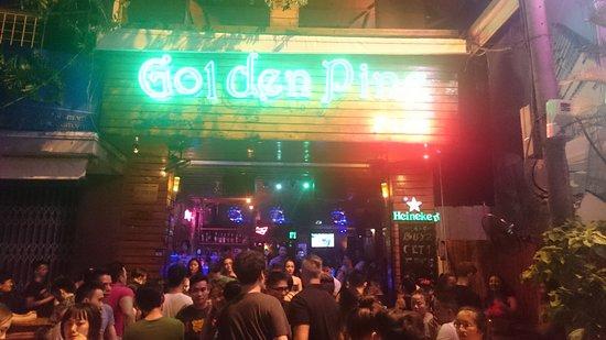 Golden Pine Pub