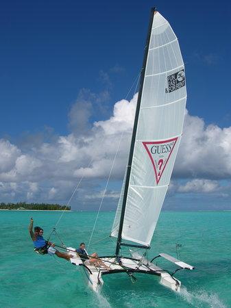 Bora Eco Sailing