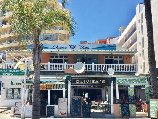 Oliviea's Sports Bar