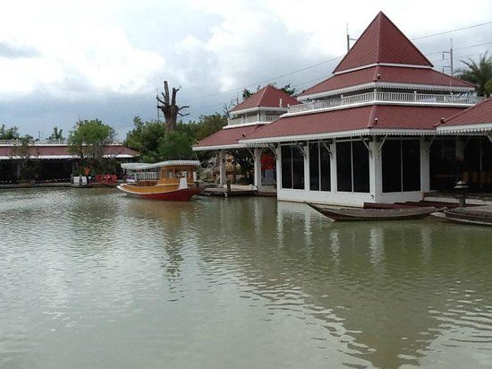der schwimmende Markt von Hua Hin