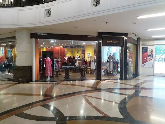 Einkaufszentrum Straits Quay