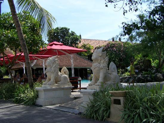Griya Beach Bar