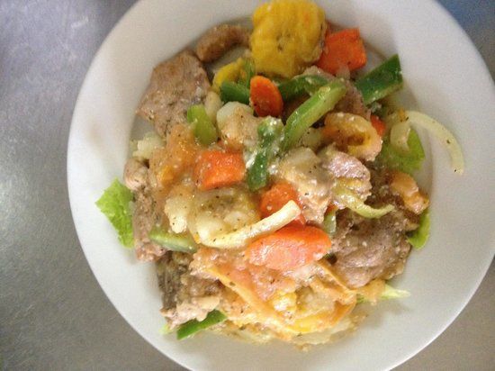 Nesbitt's Delaporte Restaurant and Lounge