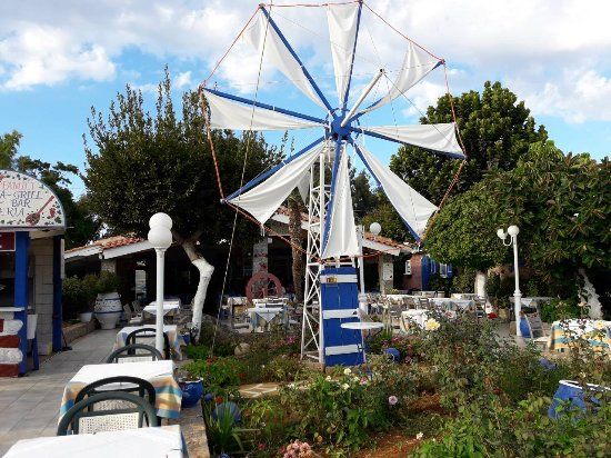 Cretan Family FISH AND GRILL