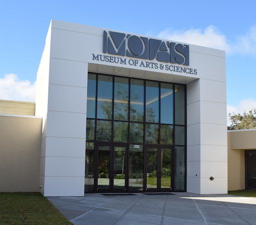 das Museum of Arts and Sciences