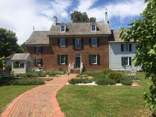 Ferry Plantation House