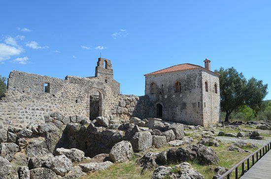 Nekromanteion