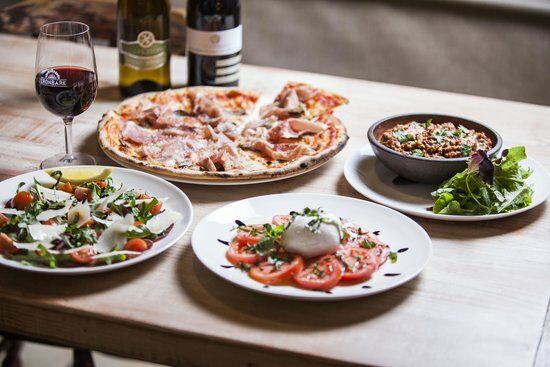 Ironbark Woodfired Pizza Restaurant & Cafe