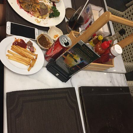 Roydi Restaurant