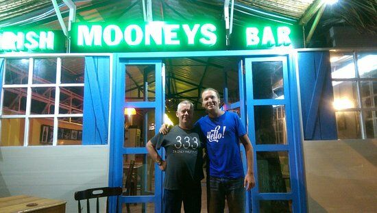 Mooneys Irish Bar
